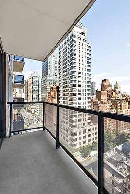 Sold by Compass | media 7