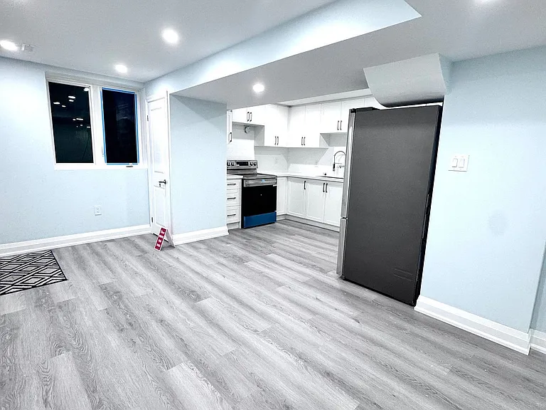 101 Milby Cres #BASEMENT — Photo 8