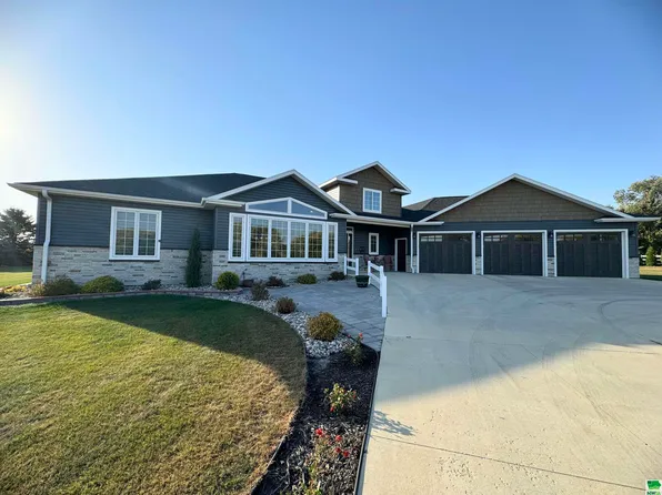 1012 Highway 110, Storm Lake, IA 50588
