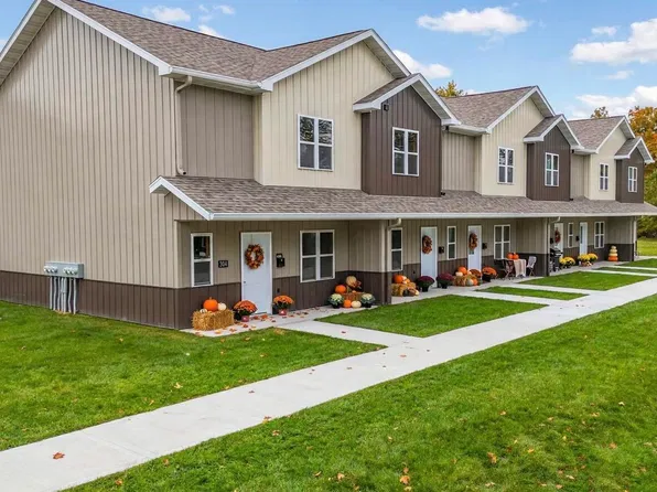 504 Oaklawn Ave, Fayette, MO 65248