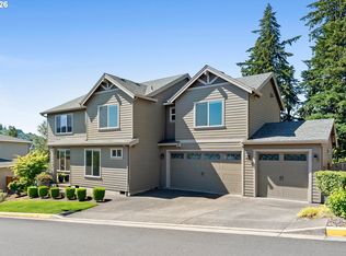 12740 SE Gateway Dr, Happy Valley, OR 97086