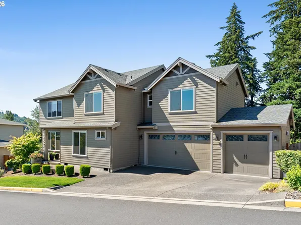 12740 SE Gateway Dr, Happy Valley, OR 97086