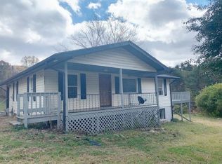 2990 Julia Simpkins Rd, Hiwassee, VA 24347