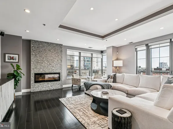 143 S 2nd St APT 605, Philadelphia, PA 19106