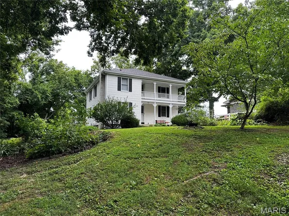 1303 W Main St, Washington, MO 63090