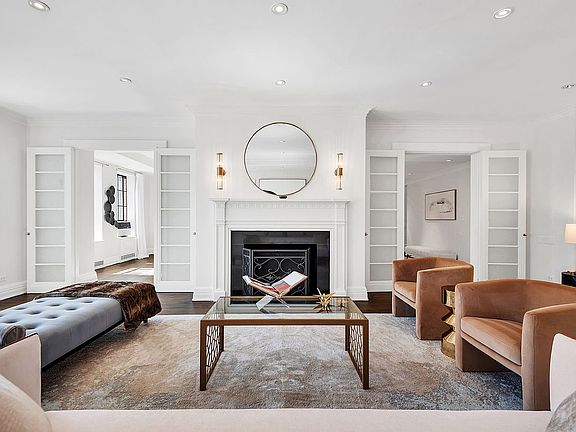 3rd image of 340 W 57th St #19AB