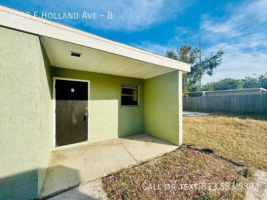 1009 E Holland Ave #B