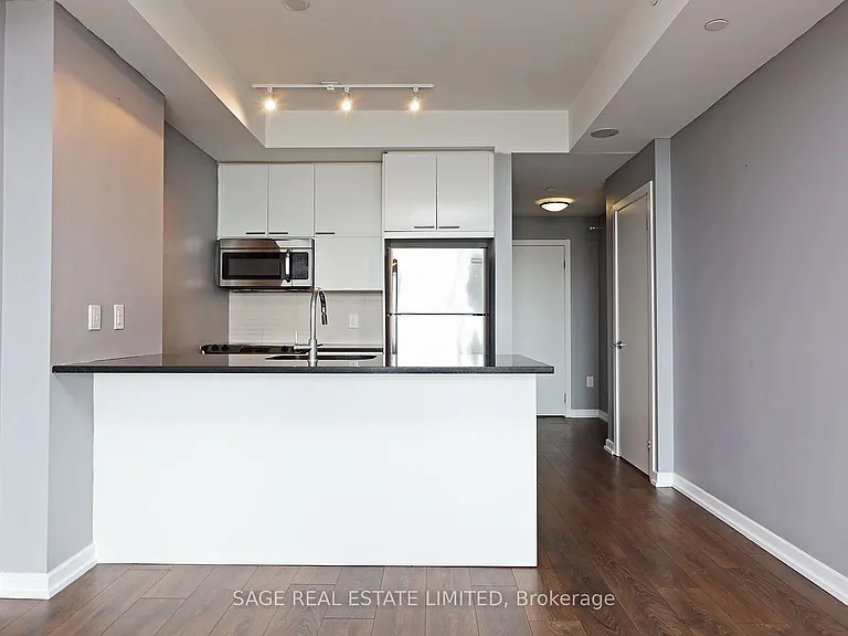 66 Forest Manor Rd #413 — Photo 1