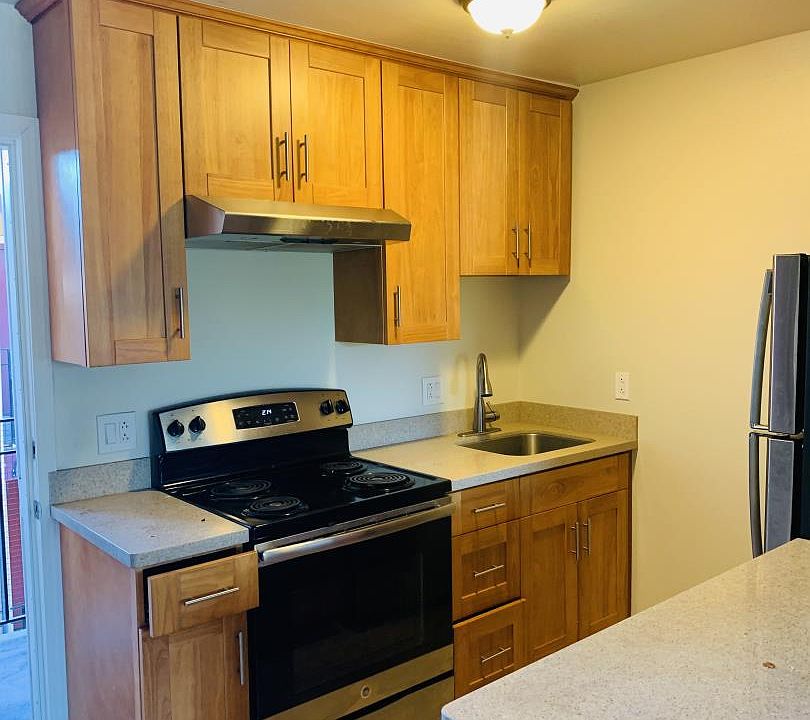 1st image of 348 4th Ave APT 20