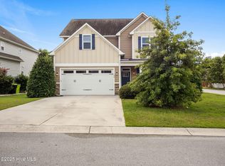 100 Abaco Drive E, Cedar Point, NC 28584