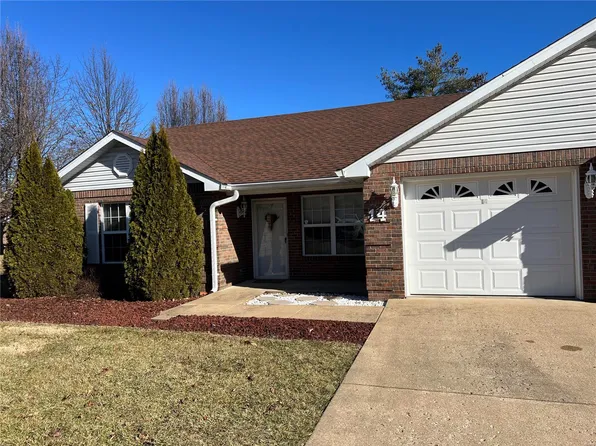 530 Ashbrook Dr APT 14, Farmington, MO 63640