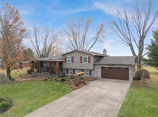18331 William Dr, Doylestown, OH 44230