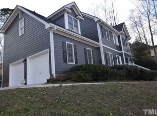 305 Neuse Ridge Dr, Clayton, NC 27527