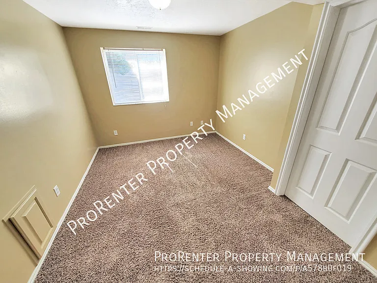 1488 Earl Cir — Photo 26
