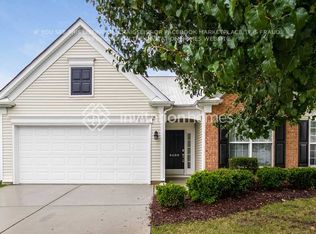 8608 Heron Glen Dr, Charlotte, NC 28269