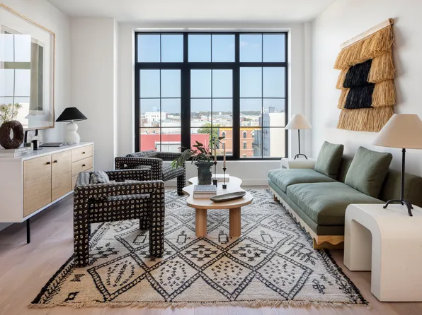 173 Mc Guinness Boulevard image 1 of 8