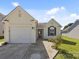 10026 Orchard Grass Ct, Charlotte, NC 28278