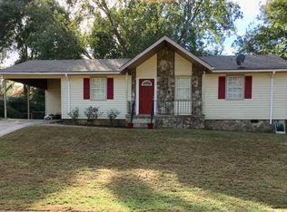 1706 Almand Creek Dr SW, Conyers, GA 30094