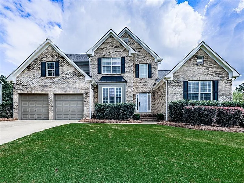 221 Forest Creek Ln photo 1