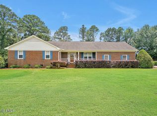 422 Semmes Dr, Wilmington, NC 28412