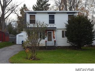 26 Irving Rd, New Hartford, NY 13413