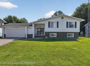 5027 Geraldine Dr, Lansing, MI 48917