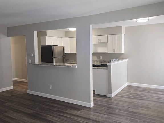 3rd image of 2465 N Frederick Ave #201