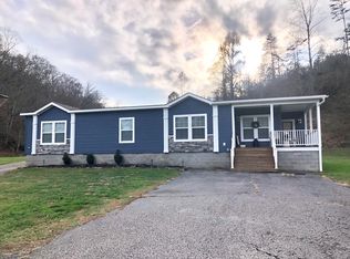 3365 State Route 827, Greenup, KY 41144