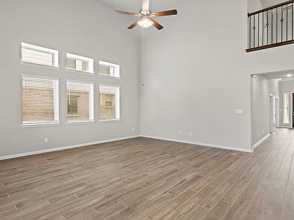 Spectacular 2-story great room