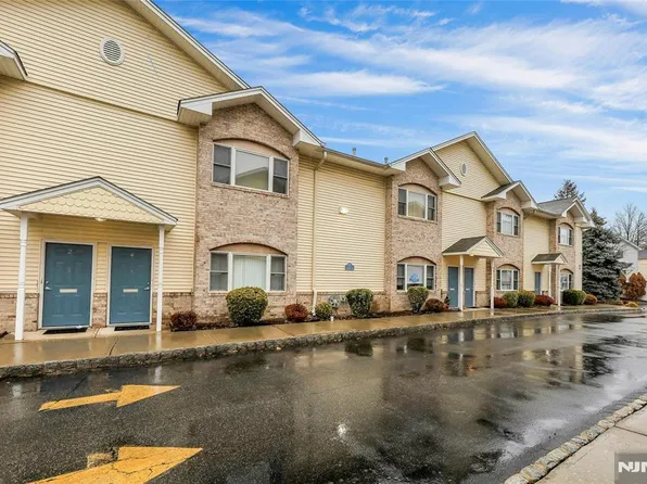 520 Victor St Unit 8, Saddle Brook, NJ 07663