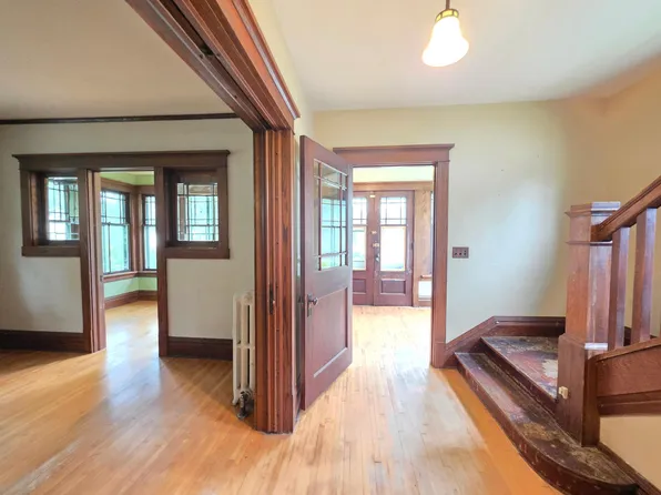 401 Ann St, Willmar, MN 56201