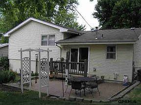 5th image of 7533 Newport Ave
