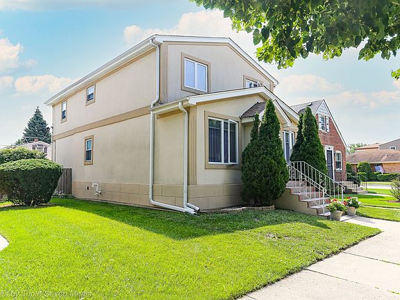 2nd image of 3803 N Olcott Ave