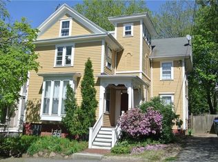 171 Congdon St, Providence, RI 02906