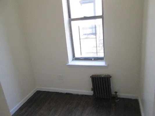 Rented by The Hamilton Group | media 7