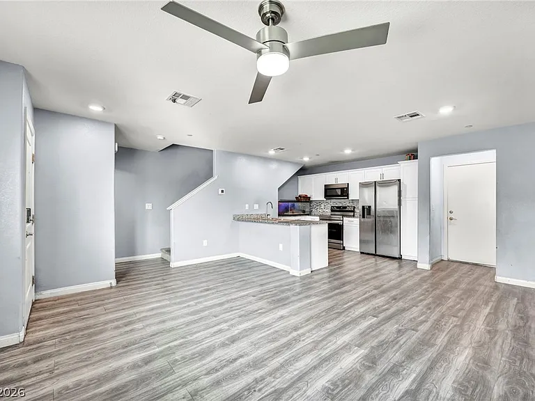 2645 Wimbledon White Ct — Photo 16