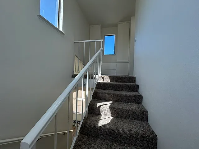 5523 Portola Cir — Photo 25