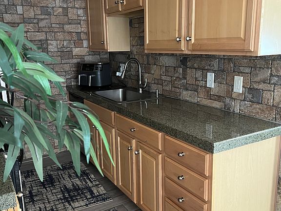 3rd image of 1020 N 85th Pl