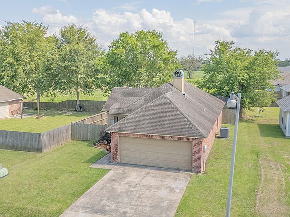 2nd image of 617 Braxton Dr