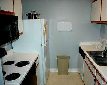 NEW Kitchen cabinets