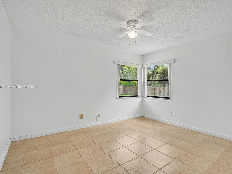10711 SW 116th Ave — Photo 25