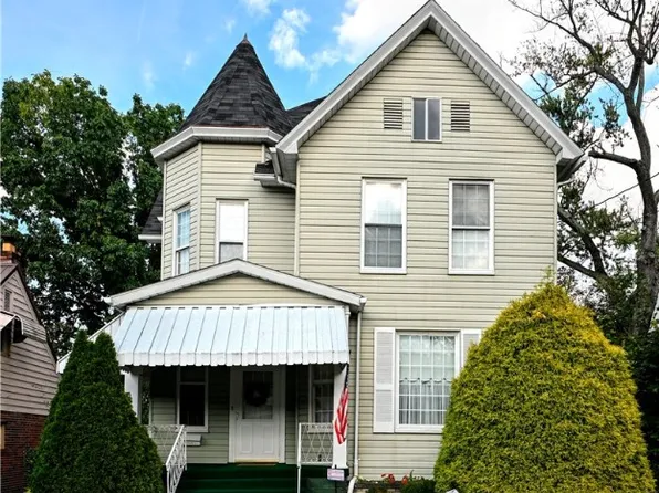408 Crest Ave, Charleroi, PA 15022