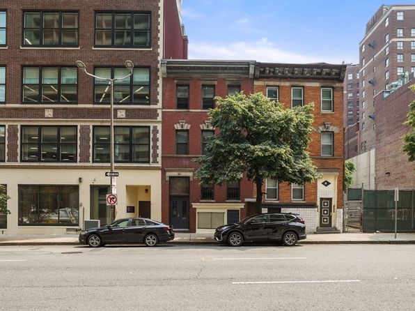 58 Charles St S APT 1