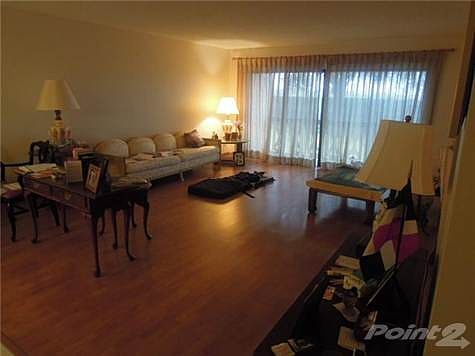 5th image of 800 NE 195th St APT 120