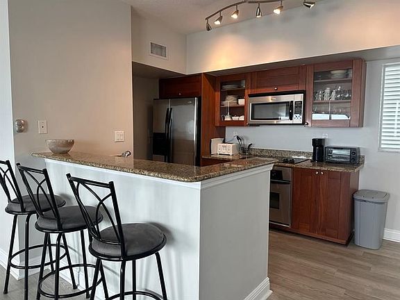 3rd image of 675 NW Flagler Ave APT 403