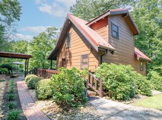 1516 Yadkin Ln, Lenoir, NC 28645