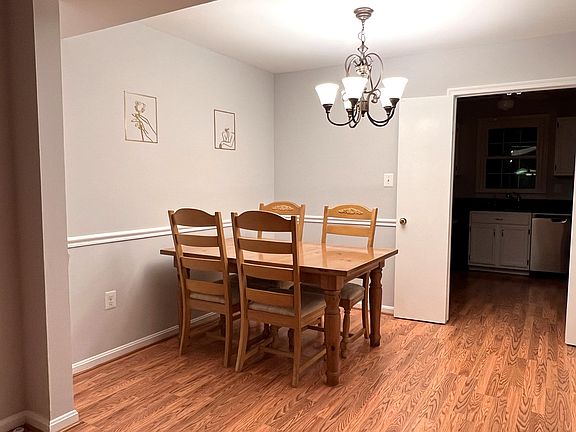 5th image of 10486 Malone Ct #1