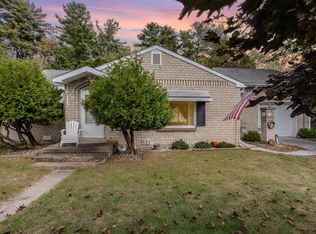 604 Wadsworth St, East Tawas, MI 48730