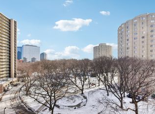 30 W Cermak Rd #6CF7D4C24, Chicago, IL 60616