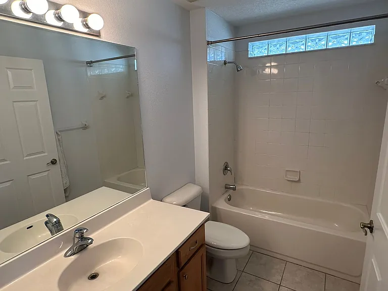6010 Skylarkcrest Dr — Photo 10